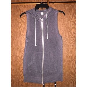 Workout Sleeve-less Hooded Jacket (S)